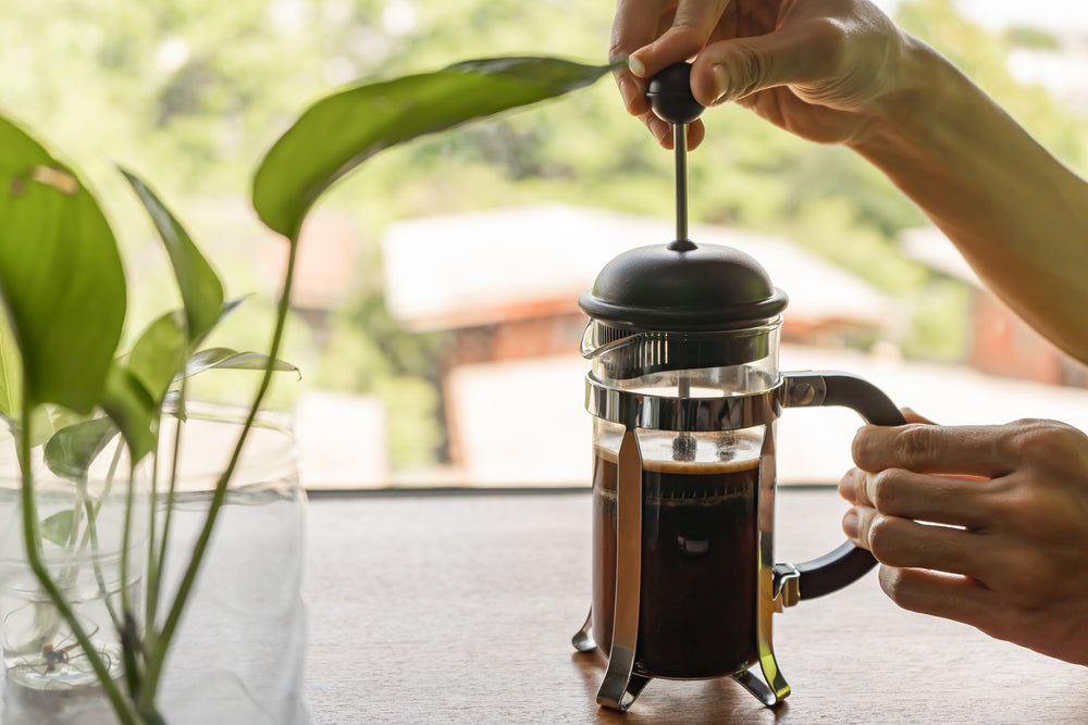 How to use a coffee plunger